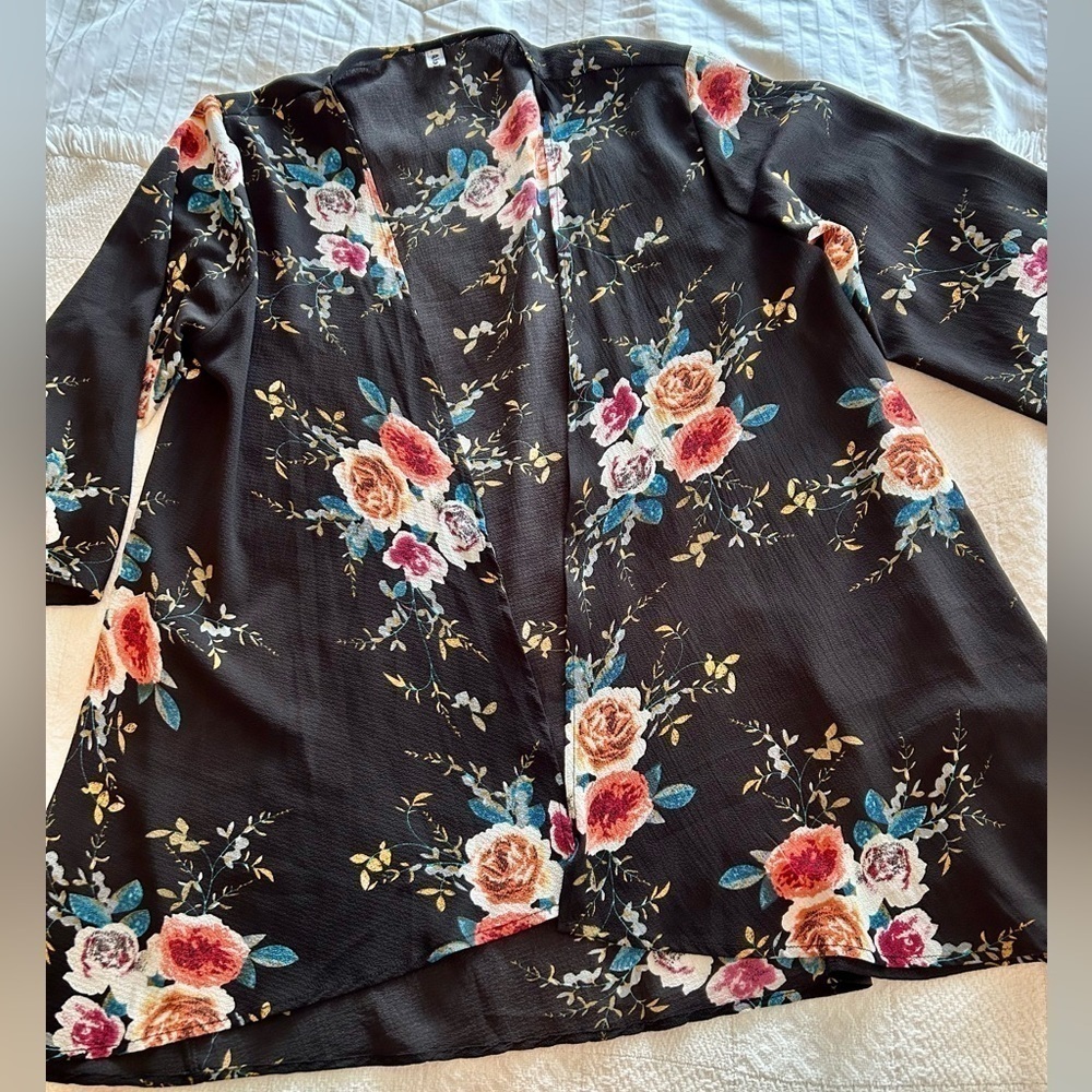 Abollria Kimono Floral Dark Blue and Pink Open Front Blouse size Large - Picture 12 of 16